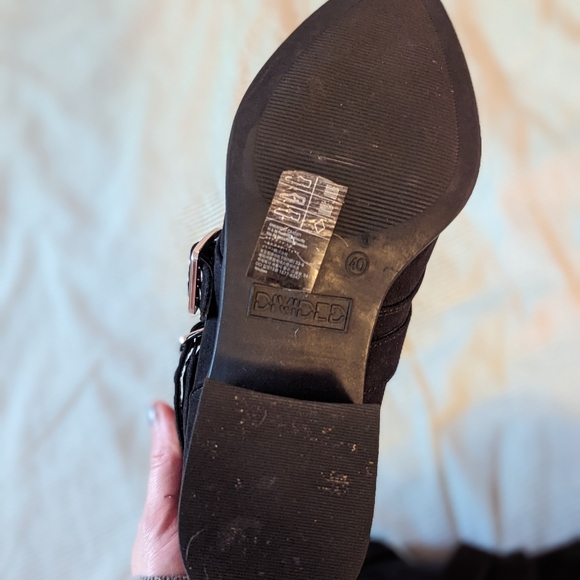 H&M Black Suede Ankle Booties - Picture 5 of 7